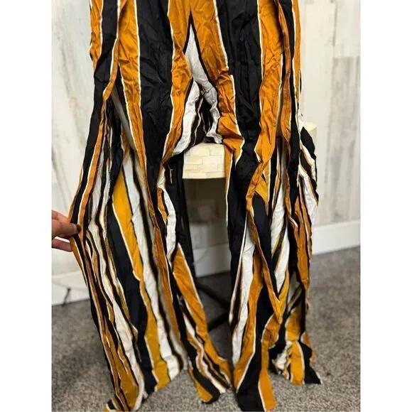 Stripped jumpsuit  - Picture 2 of 9